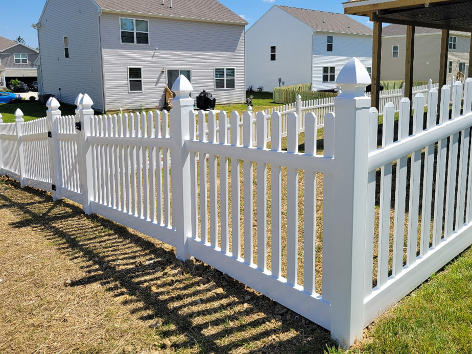 Residential Vinyl Fence Company In Cincinnati
