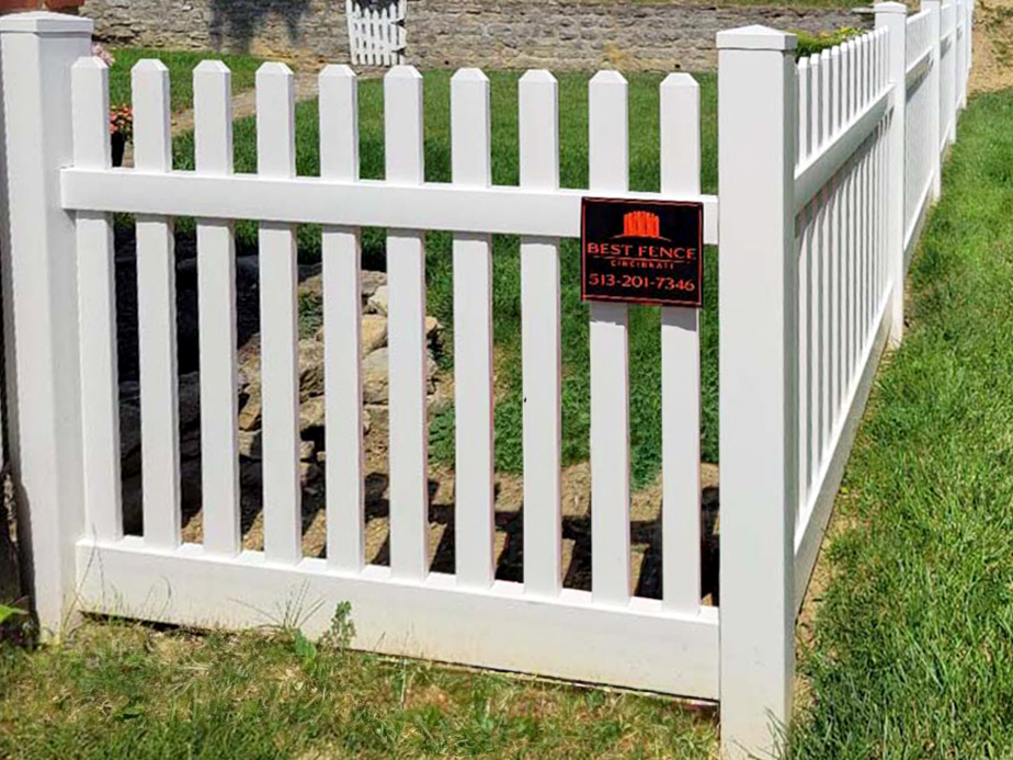 Vinyl Fence Contractor in Cincinnati